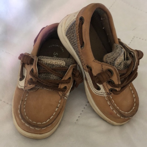 Sperry Songfish Jr. - Picture 1 of 2